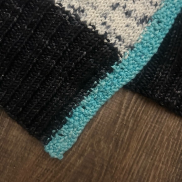 DIY homemade cotton (I think maybe wool) slight crop knit cardigan EUC it fits M - Picture 11 of 12